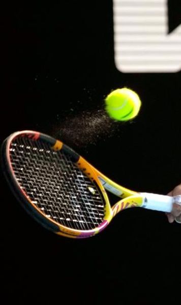 VIDEO Australian Open: Campionul en-titre, calificare în patru seturi cu talentatul Jack Draper