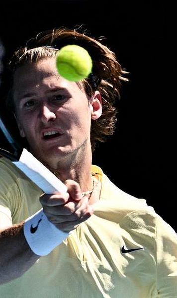 Fiul unui fost câștigător de la Australian Open, în sferturi după ce s-a impus în super-tiebreak