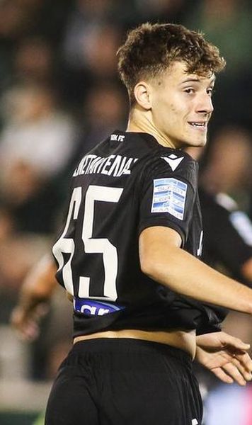 VIDEO Pasa anului s-a dat în Grecia - Soluția ingenioasă găsită de elevul lui Răzvan Lucescu