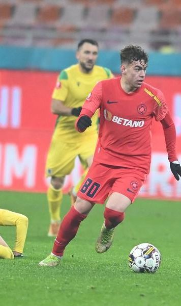 DigiSport: Becali spunea că „o să fie numărul 1 la FCSB“, dar a ajuns 
rezervă eternă! Eduard Radaslavescu, în depresie fotbalistică