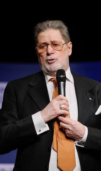 Cornel Dinu, internat în spital și operat de urgență