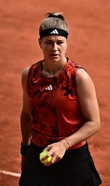 VIDEO Karolina Muchova, în lacrimi după ce a fost învinsă de Iga Swiatek în finala Roland Garros