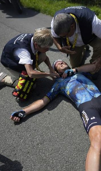 VIDEO Mark Cavendish, final trist pentru ultimul Tur al Franței din carieră