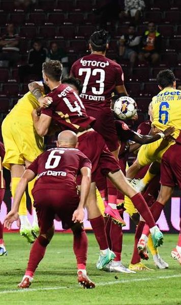 CFR Cluj, iertată de două penalty-uri în meciul cu Petrolul - Reacții dure din tabăra „lupilor galbeni”