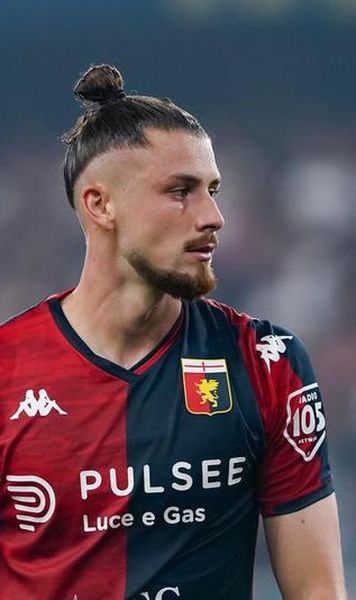 Cel mai valoros fotbalist român, curtat de echipe de top din fotbalul european