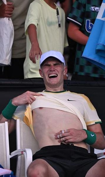 VIDEO Căldura face victime la Australian Open 2024. I s-a făcut rău imediat după ce a câștigat meciul