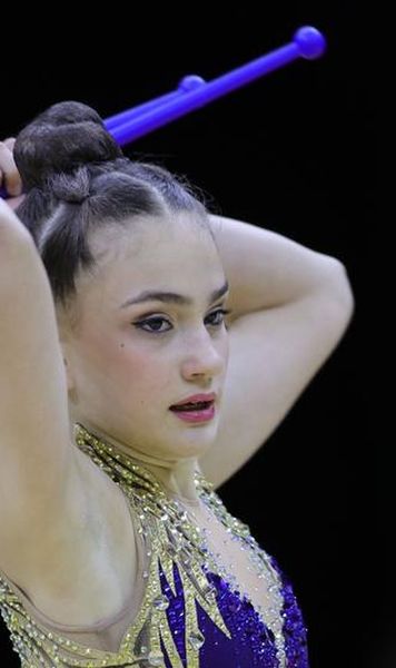 VIDEO Fenomenala Amalia Lică - Trei medalii de aur la CE de Gimnastică ritmică pentru junioare de la Budapesta