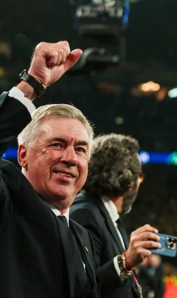 VIDEO Dansul campionilor - Carlo Ancelotti, după un nou trofeu cu Real Madrid: „Nu te obișnuiești niciodată cu așa ceva”