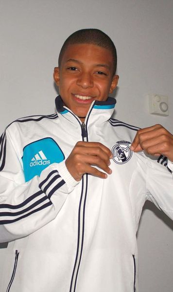 Mbappe la Real  E  oficial , a semnat pe 5 ani