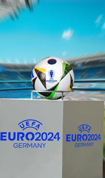 EURO 2024  Experții Pro TV:  un antrenor, un manager de club, un fotbalist activ și 3 foști internaționali