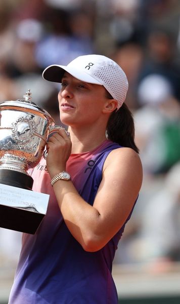 Istorie  Iga Swiatek a devenit  campioană  la Roland Garros pentru a patra oară