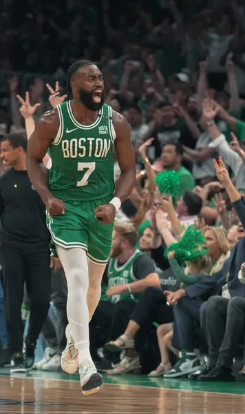 NBA  Boston Celtics este noua  campioană  după finala cu Dallas Mavericks