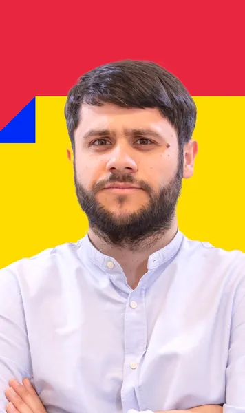 OPINIE Răzvan Luțac:  Un tricou ridicat după șase ani