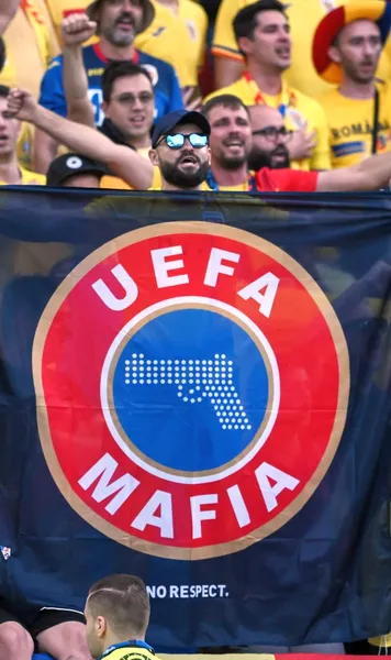 „UEFA MAFIA”  Fanii români  au protestat  din nou, la România - Belgia