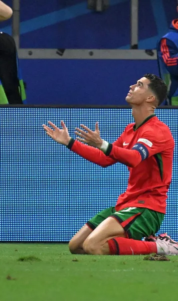 IMAGINEA DE PE ECRAN  De ce a plâns de fapt  Ronaldo  la EURO: „Nimeni nu-și poate imagina”