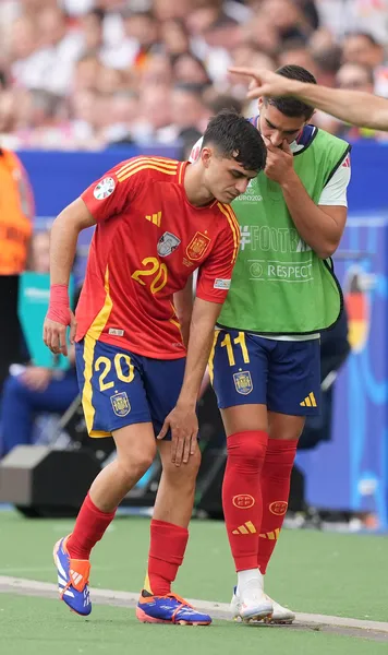 Decimați Efectele victoriei cu Germania: Spania va fi  fără 3 titulari  în semifinale » Ce s-a întâmplat cu „galbenul” lui Morata