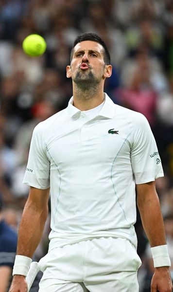 „Nu mă puteți atinge”  Novak Djokovic  s-a răfuit cu fanii , la Wimbledon: „Noapte buuună!”