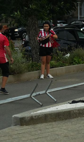 Furtună Ploaie torențială și vânt puternic la București. Ce s-a întâmplat la stadion înainte de  Dinamo - Petrolul