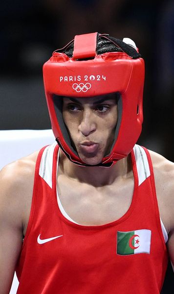 Scandal în ring Meci  încheiat în 46 de secunde ! Pugilista din Italia a abandonat, acuzând duritatea adversarei din Algeria: „E nedrept!”