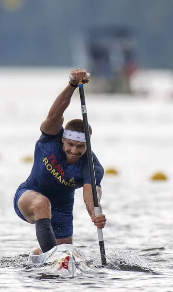 Inexplicabil  Favorit la aurul olimpic,  Cătălin Chirilă  nu a prins finala la 1000 de metri!