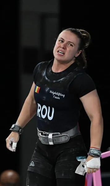 „Discutabilă” FR Haltere reacționează după ce juriul  a anulat ridicarea  Loredanei Toma în finala olimpică: „A dat-o peste cap”