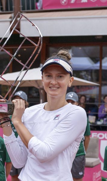 Campioană Irina Begu a câștigat turneul de la  Montreux  » 6-0 în decisiv și salt important în clasamentul WTA