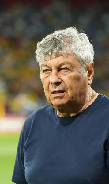 Naționala în toată țara Lucescu insistă ca România să joace și  în alte orașe  din cauza terenului și a fanilor