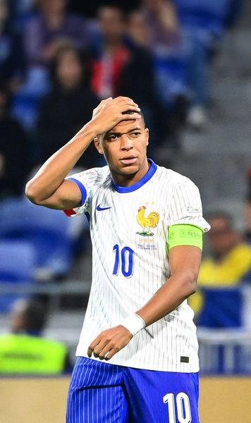 „Mbappe e mediocru”  Fanii Franței  l-au fluierat , jurnaliștii l-au criticat. Și pe el, și pe Deschamps!