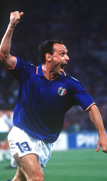 „I-am tras un pumn lui Baggio!”    Povestea lui Salvatore Schillaci,  cel mai bun fotbalist  al Campionatului Mondial din 1990