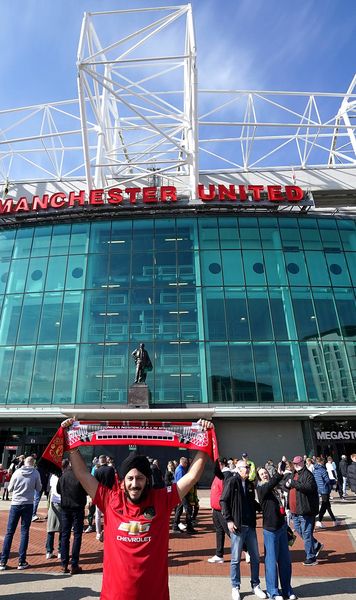 Pierderi financiare majore Manchester United are un minus total de peste  300 de milioane  în ultimii 3 ani