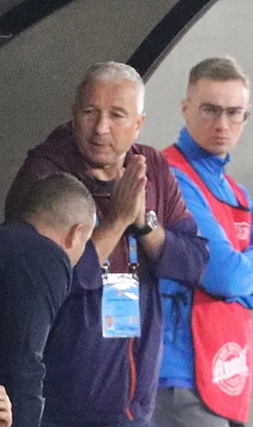 Dan Petrescu, îngrijorat  Antrenorul lui CFR Cluj e mulțumit de jocul făcut cu Hermannstadt, dar avertizează înainte de meciul cu UTA:  „Avem o problemă”