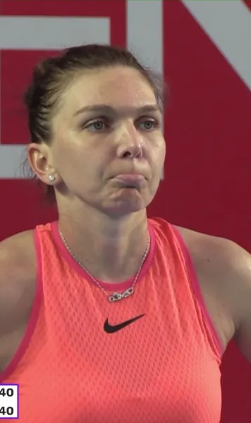 FĂRĂ SUFLU   Halep pierde  un meci epuizant  și este eliminată de la turneul din Hong Kong!  Blinkova: „Am jucat cel mai bun tenis din viața mea!”