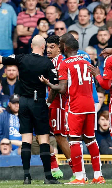 Nottingham Forest, amendă uriașă   Clubul englez a fost sancționat cu  750.000 de lire sterline  după ce a criticat arbitrajul pe social media