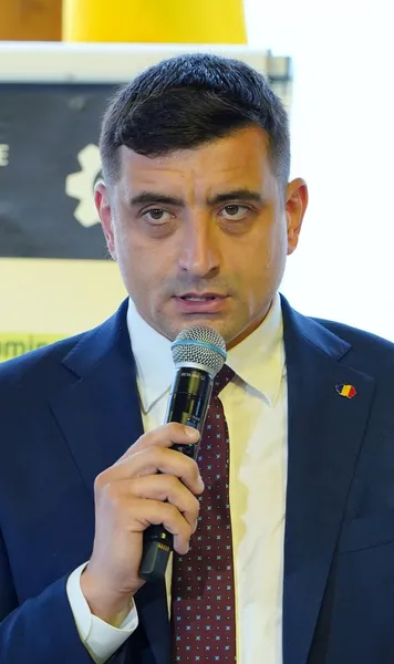 Alegeri prezidențiale PSD, PNL și AUR,  pelerinaj la patronul FCSB  » Cum a ajuns să influențeze campania electorală