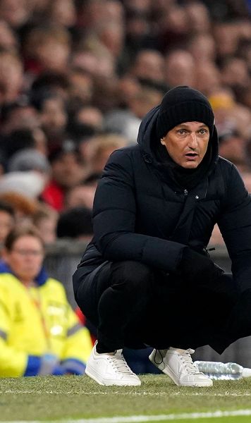 Aplaudat pe Old Trafford  Răzvan Lucescu, dezamăgit după ce PAOK a fost învinsă de Manchester United:  „Am jucat mai bine”