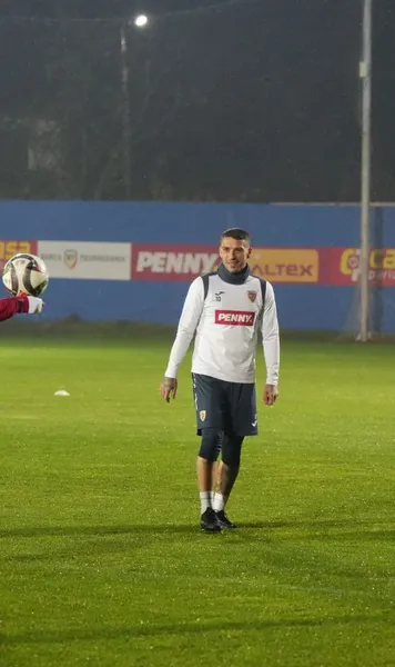 Marcaj la Stanciu Ce s-a întâmplat la ultimul  antrenament al naționalei  înaintea meciului cu Kosovo: cei 5 jucători de la FCSB s-au „lipit” de căpitanul dorit de campioană