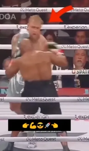 Tyson-Paul, luptă aranjată?  Imaginile VIDEO care par să arate că  „Iron Mike” se abține  să-și lovească adversarul