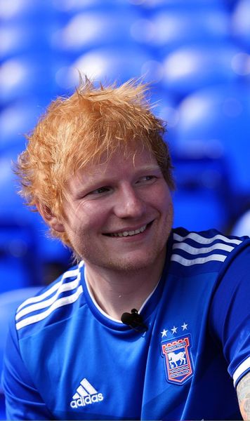 Ed Sheeran, agentul Starul pop s-a implicat în transferul echipei favorite din Premier League: „Era cu  Taylor Swift  când a sunat jucătorul”