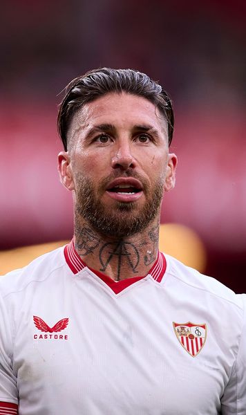 Ramos, aproape de revenire  Fundașul spaniol așteptat în  Premier League . Salariul uriaș pe care ar urma să-l încaseze la 38 de ani