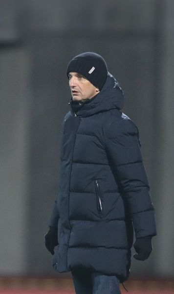 Lucescu răsuflă ușurat  Tehnicianul român, după  prima victorie  a echipei sale în Europa League: „Nu am fost deloc calm”