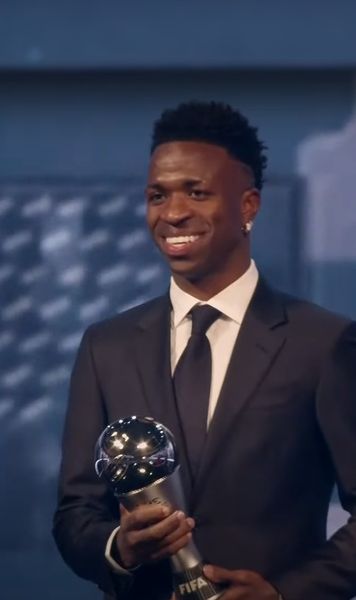 Vinicius, THE BEST  Brazilianul a fost desemnat de  FIFA  drept cel mai bun jucător din lume