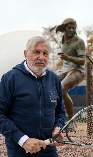 Supărarea lui Năstase  Reacția primului #1 ATP, după ce Halep a primit wild card doar pentru calificări la AO:  „Dubios și cam urât”