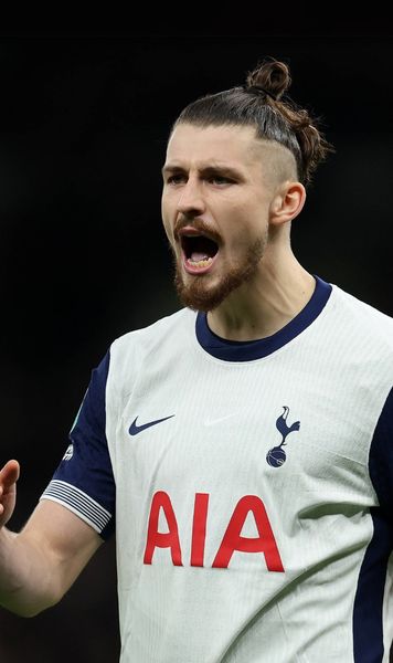 Drăgușin, criticat și apărat! Cum reacționează analiștii englezi față de jocul stoperului lui Tottenham.  Ce spune Ange Postecoglou