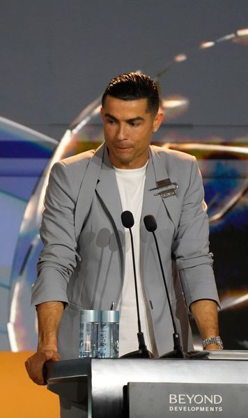 „Voi fi la un club mare!”  Cristiano Ronaldo  a vorbit despre viitorul său + atac la Balonul de Aur: „O spun în fața tuturor!”