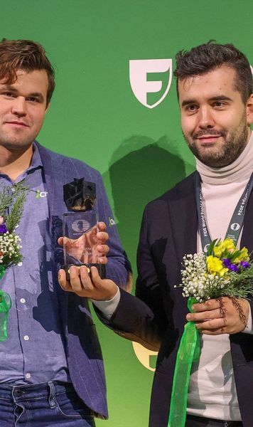 Decizie istorică în șah  Magnus Carlsen și Ian Nepomniachtchi  și-au împărțit  titlul mondial: „Lumea șahului a devenit o glumă”