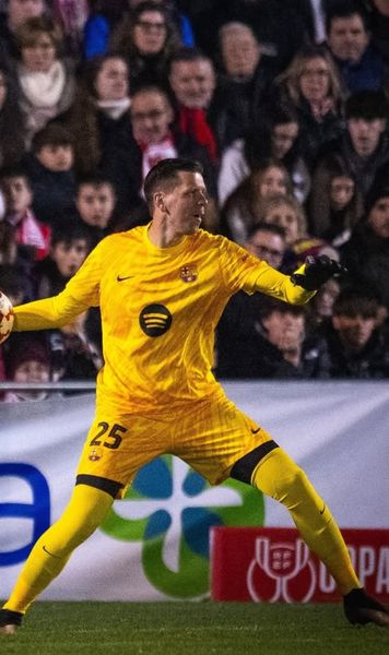 Szczesny, debut la Barcelona   Portarul polonez  a fost integralist în victoria facilă a catalanilor din Cupa Regelui