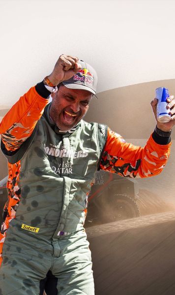 Al-Attiyah, prințul Dakarului Qatarezul vrea titlul cu  Dacia Sandriders  și visează să spulbere recordurile legendarilor Vatanen și Peterhansel: „Trebuie să fiu inteligent”