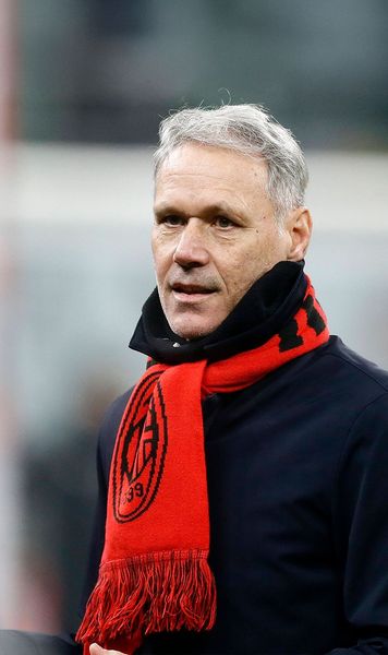 Van Basten iese la atac   Fostul câștigător al Balonului de Aur  pune tunurile pe principala țintă a celor de la AS Roma: „Nu are nicio abilitate fotbalistică”