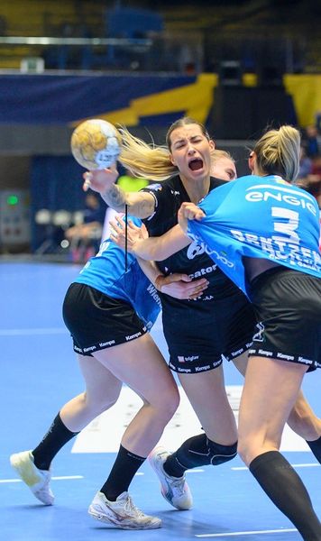 Demonstrație de forță  CSM București  a zdrobit Krim Ljubljana în grupele Ligii Campionilor la handbal feminin