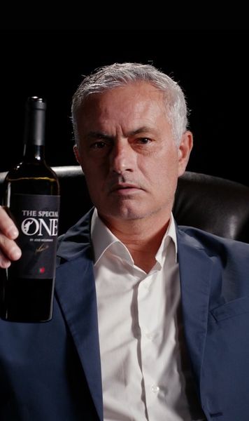 Vinul specialului VIDEO:  Jose Mourinho , antrenor și antreprenor. Portughezul și-a lansat propria marcă de vin